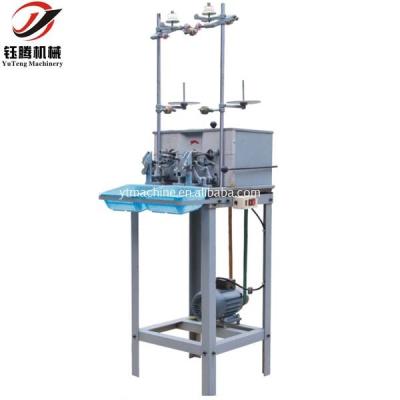 China 1400r / min Maquina de girar bobinas de hilos para máquinas de colchas en venta