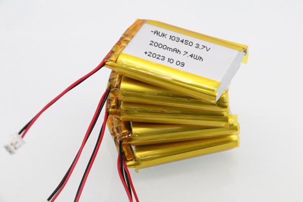 Quality 3.7V 2000mAh Lithium Ion Polymer Battery 0.5C Charging Current for sale