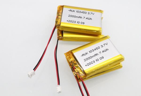 Quality 3.7V 2000mAh Lithium Ion Polymer Battery 0.5C Charging Current for sale