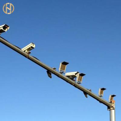 Cina la macchina fotografica Palo del CCTV di 10-35M Height ha galvanizzato la videocamera di sicurezza d'acciaio Palo in vendita