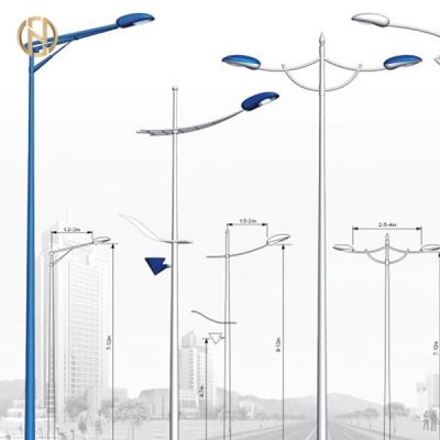 China Steel Street Light Pole  High Durability Street Light Stand 3-10mm Thickness for sale