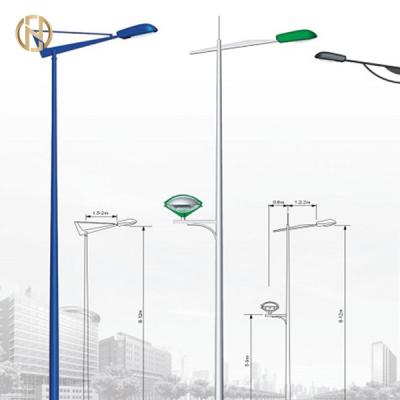 China 85um Galvanized Light Pole Q235B Metal Light Post Earthquake Resistant for sale