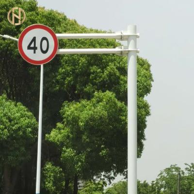 China Road Traffic Signal Post Steel Material Anti Rust Customized Powder Coating for sale
