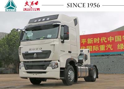 China HOWO T7 6 Wheeler Truck , 4x2 Prime Mover With Perfect Suspension Systems for sale