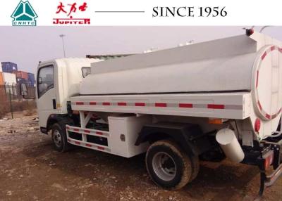 中国 HOWO A7 4X2の燃料タンクのトラック5000リットルから販売のためのPTOとの15000リットル 販売のため