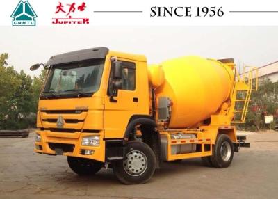 China Durable HOWO 4X2 Ready Mix Concrete Mixer Trucks 5 CBM Smooth Operation for sale