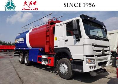 Cina Camion cisterna del combustibile di SINOTRUK HOWO LHD 26000L 6x4 in vendita
