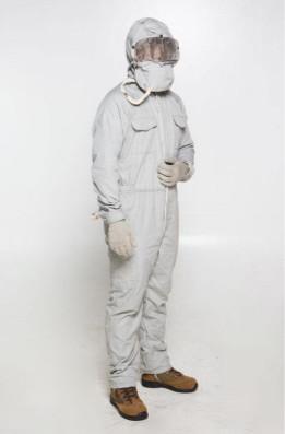 China GB/T6568-2008 Ultra High Voltage Safety Suit Khaki Color For Live Working for sale