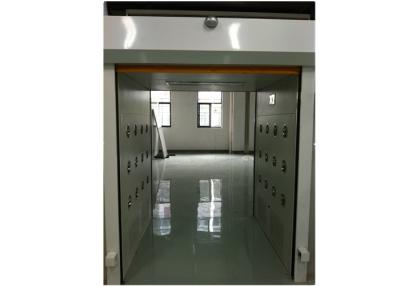 China Pharmaceutical Class 100 Cleanroom Air Shower With Rapid Rolling Door for sale