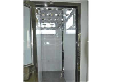 China Vertical Blowing Auto Air Shower Tunnel With High Efficient Air Filter for sale