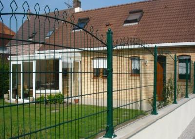 China Public Ground 50*200mm hole Garden Wire Mesh Fence for sale