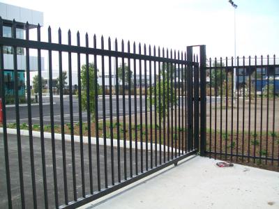中国 ポストのパネルの鋼鉄に鉄の網ワイヤー庭1.2mアルミニウム プライバシーの囲うこと 販売のため