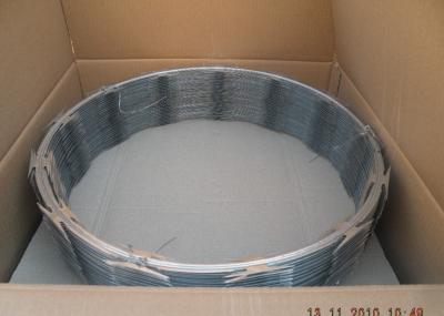 China 2.5mm Bto-22 Hot Dipped Galvanized Concertina Razor Wire for sale