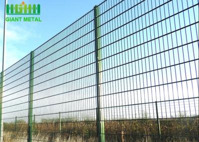 China 8/6/8 2d Double Wire Mesh Fencing Welded Square Post for sale