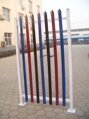 China Industrial 2.4m Height Tubular Steel Fence Powder Coated Security Angle Rails 40*40mm for sale