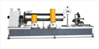 China Vierköpfige Produktionslinie für Papierröhrchen Kreislaufblatt Papierröhrenschneider 30 m/min zu verkaufen