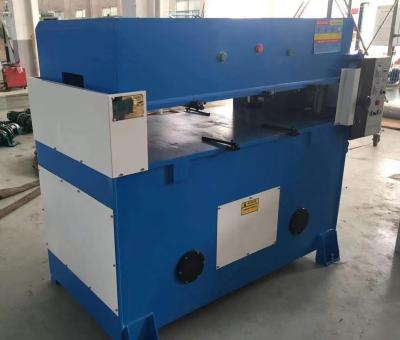 China Máquina de punzamiento de agujeros de cartón de 50T máquina hidráulica de punzamiento de agujeros en venta