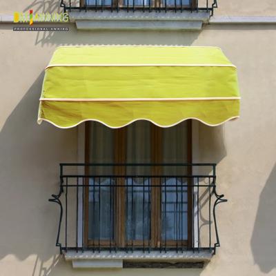 China Aluminium Retractable Window Awnings Patio Sun Control Retractable Shades for sale