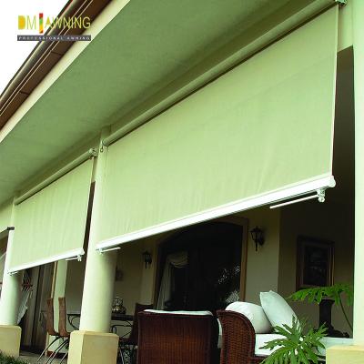 China Vertical Universal Retractable Window Awnings Remote Control for sale