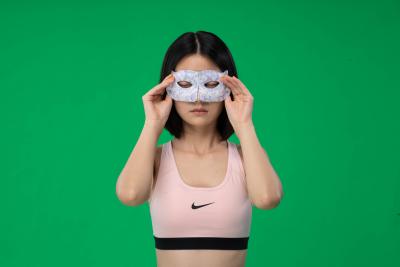 China Design Visual Vapor Compressão Quente Máscara Ocular Auto-Aquecimento Essence Absorção à venda