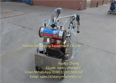 China Diesel Power Mobile Milking Machine Two Cows Farm Milking Equipment for sale