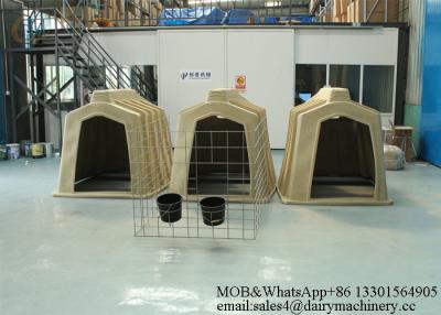 China PE Material House Isolation Room Calf Shelters Plastic Calf Hutch 2200 * 1200 * 1400 Mm for sale