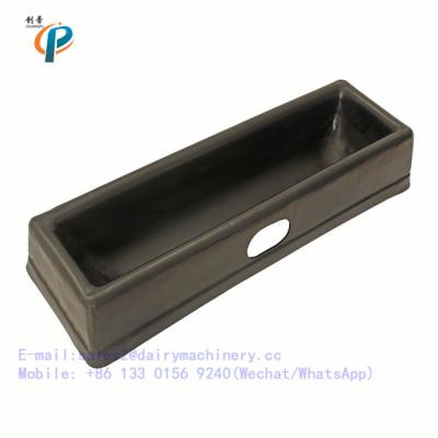 China Plastic Trough Feeders For Goats Feeding , Long Life Sheep Feed Troughs for sale