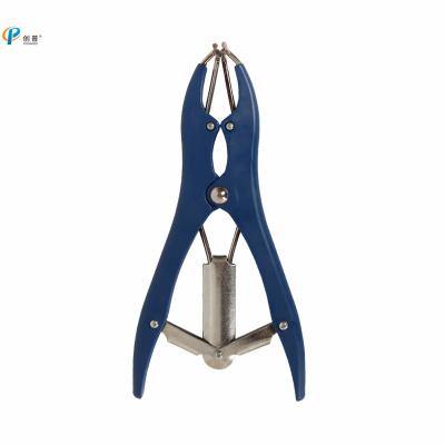 China Castrator Tail Cutting Pliers Veterinary Instrument Nylon Ss Castration Or Cutting for sale