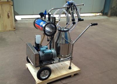 China 220v , 40-60Hz Electric Motor Equipped Cow Milking Machine , Single Bucket Milker for sale