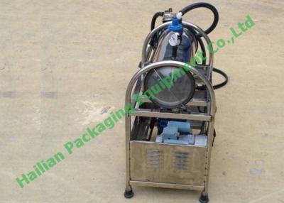 China 220 Volt - 50 Hz Pail Bucket Milking Machine Cow Milker with CE Certificate for sale