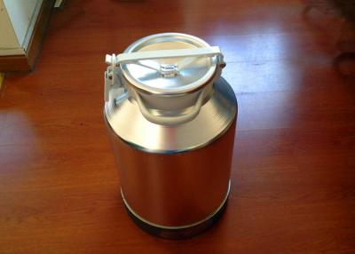 Chine 30 litres d'alliage d'aluminium de capacité ont fait des pots de lait pour transporter le lait à vendre
