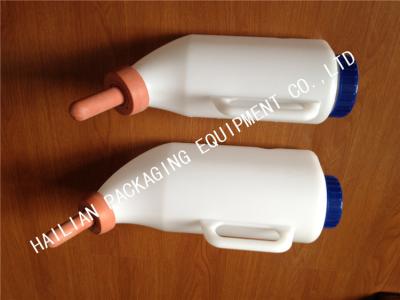 China Plastic Milk Feeding Bottle Milking Machine Spares 2 Liter Capacity for sale