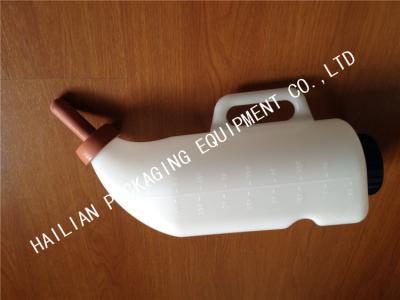 China Cow Farm Milking Machine Spares Calf Feeding Bottle With Rubber Nipple for sale