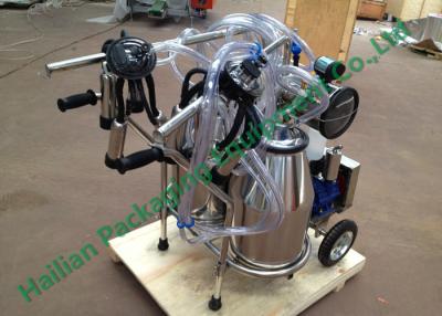China Vacuum Pump Portable Cow Milker Machine , Goats Milk Systems for sale
