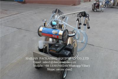 China High Efficiency Vacuum Pump Dairy Cow Milking Machine / Mobile Milker for sale