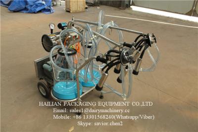China Plastic Buckets Milking Machine With Measuring Calibration , Mobile Milking Machine for sale