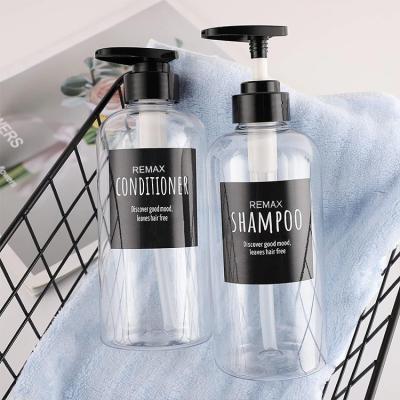 China 500ml Transparent Plastic Shampoo Bottle With Black Lotion Pump Convenient for sale