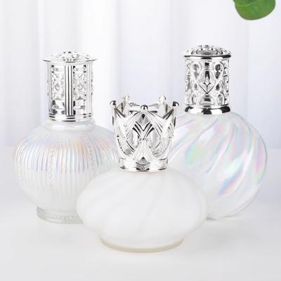 中国 White Glass Cosmetic Packaging Spherical Shell Pattern Catalytic Aromatherapy 100ml 販売のため