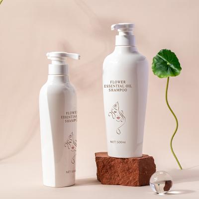 China Convenient And Stylish 500ml White HDPE Shampoo Lotion Bottle For Personal Care for sale