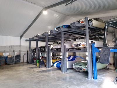China AA4C 4 Post Triple Car Parking Lift Autoparksystem Fahrzeuglagersystem zu verkaufen