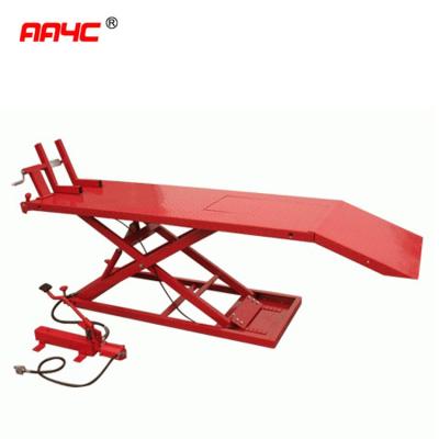 China 1500LBs 750kg Motorcycle Scissor Lift Jack Stands Double Cylinder for sale