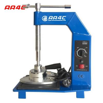 中国 AA4CタイヤVulcanizerのタイヤ修理加硫機械温度制御Timing Tyre Vulcanizing Machine AA-TR1 販売のため