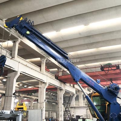 China 1t30m And 0.85t31m Pedestal Telescopic Boom Crane Easy Operation for sale