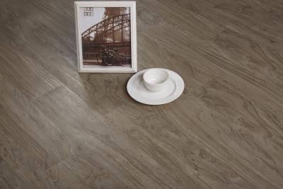 China Easy Cleaning Patterned LVT Flooring 2.0mm 2.5mm Wood Grain for sale