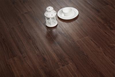 China Residential PVC Vinyl Plank Flooring Dark Wooden Color Wearing Resistant for sale