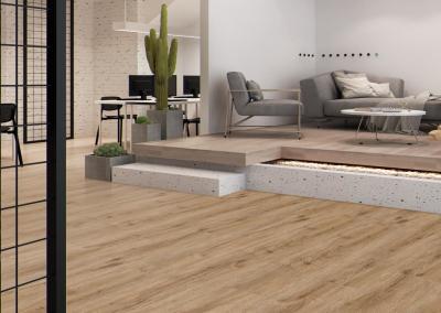 China Slip Resistance LVT Plank Flooring Sound Absorption With Good Foot Feels for sale