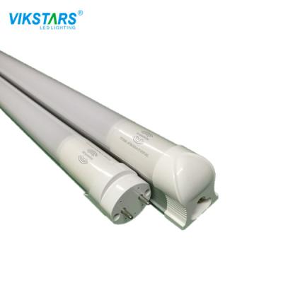 China Luz del tubo de SMD2835 CRI80 T8 Smart LED con brillante estupendo de PIR Sensor 120lm/W en venta
