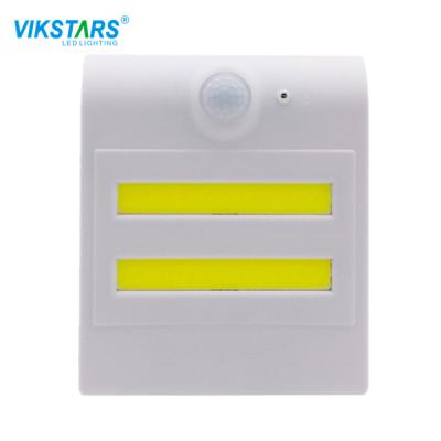 China IP65 Waterproof Solar Powered Garden Lights Solar Lights For Outside ABS Material for sale