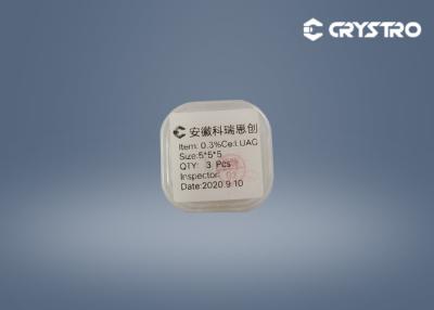 China nível de lubrificação 0.3%Ce de 5*5*5mm: Cristal da cintilação de LUAG único à venda