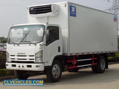 China 700P 5500mm Isuzu Refrigerated Truck Heavy Freezing Temperature Delivery for sale